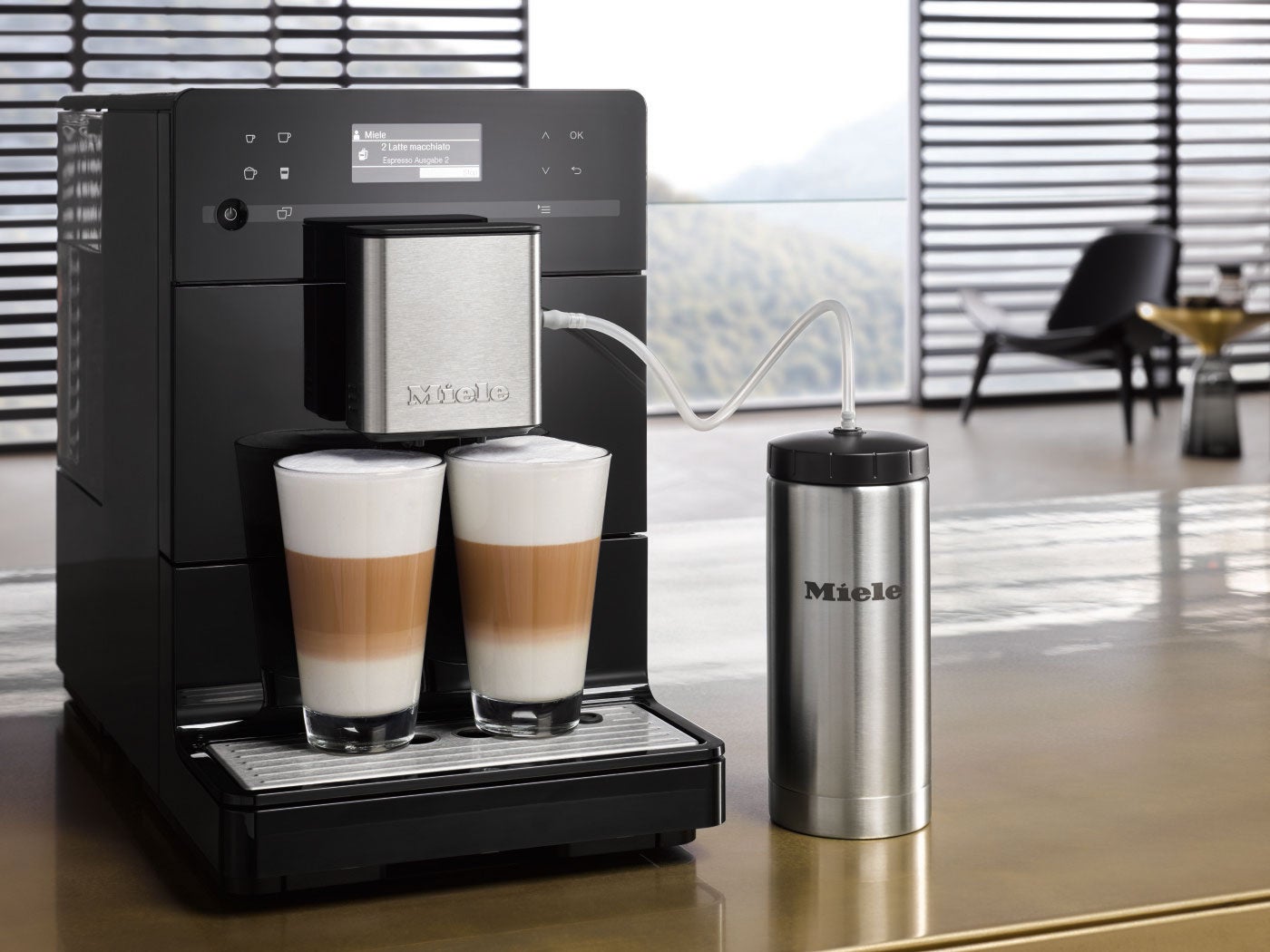 Una buena elección para el Día del Padre es esta máquna de café de Miele por 799 euros.