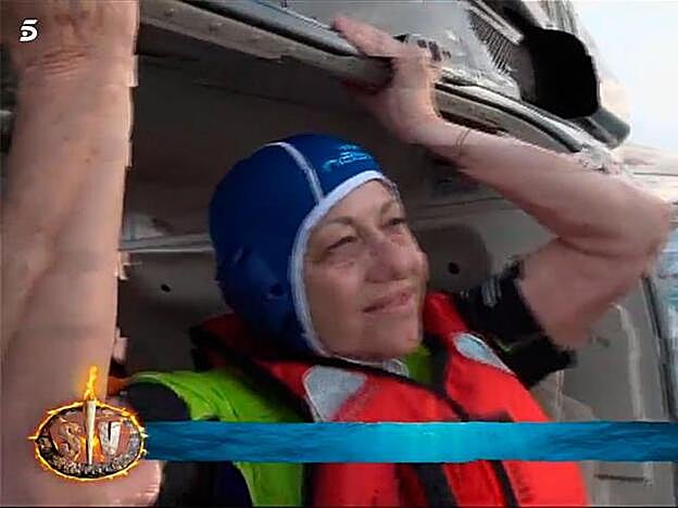 Mayte Zaldívar con su gorro especial por sus problemas de oído.