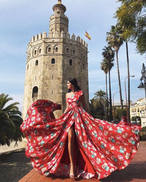 @merytueriel con vestido de Rocio Osorno Costura.