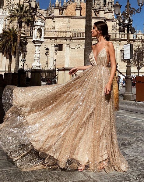 @merytueriel con vestido de Rocio Osorno Costura.