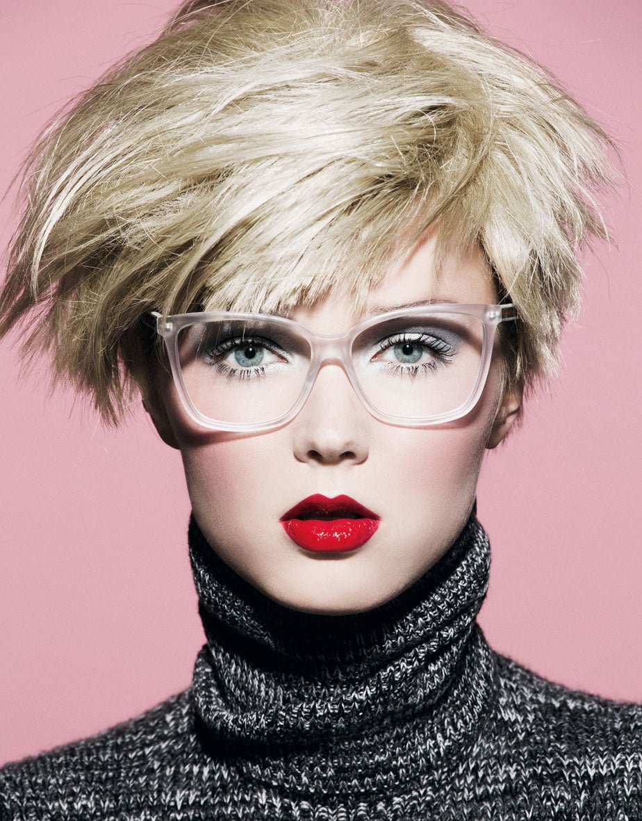 Gafas inspiradas en el estilo de gafas que llevaba el mismo artista Andy Warhol.