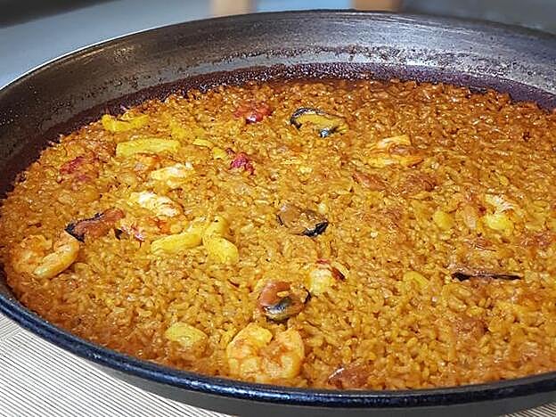 Galería. Su especialidad son los arroces, pero tienen mucho más. Pincha en la imagen para ver los mejores platos del restaurante D'stapa.