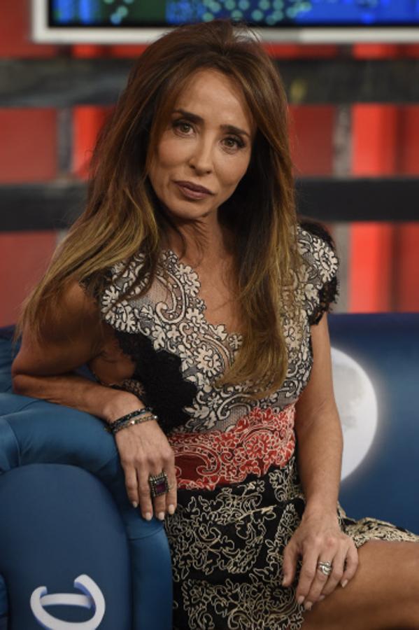 "Estás demasiado flaca, entiende que a tu edad eso no te favorece". Este es solo uno de los comentarios le han espetado a la presentadora. Y es que el público asegura que su delgadez no es sana y puede generar un canon de belleza que no es sano ni correcto.