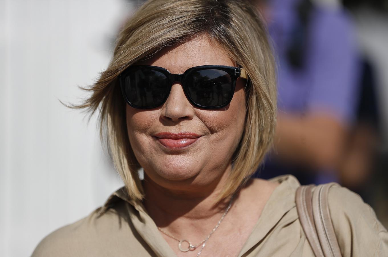 Terelu Campos es uno de los personajes que más se critican en España. Los motivos son varios y que al exponer su vida tanto abre las puertas a que se opine de ella. Pero su aumento de peso no solo ha preocupado a sus seguidores sino también ha servido para que las revistas del corazón saquen titulares. Ella misma ha admitido que no se siente cómoda con su peso.