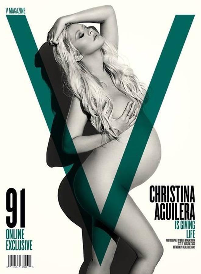 "Como mujer, estoy orgullosa de aceptar mi cuerpo en todas las etapas de la vida, con valentía y afrontando con confianza todo lo que está por llegar", afirmó Christina Aguilera cuando posó en el año 2014 para 'V Magazine'.