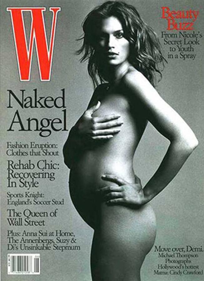 La famosa modelo de los 90, Cindy Crawford, posó en 1999 para 'W' durante su primer embarazo. Ese mismo año nació Presley Walker, fruto de su matrimonio con el empresario Rande Gerber.