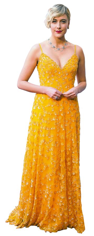 Con vestido de la firma Rodarte.