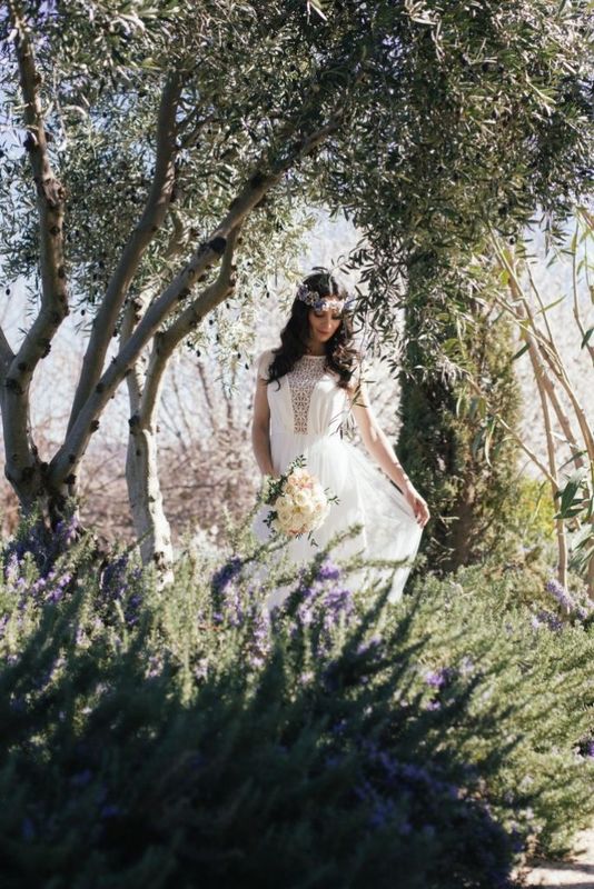 Tras el fresco invierno, la radiante naturaleza aparece obteniendo gran protagonismo en todos y cada uno de los paisajes con unos colores muy atractivos; alegres y brillantes.