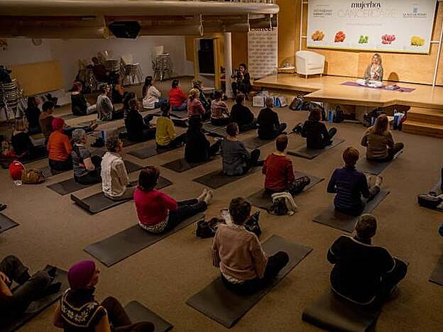 Taller de Onco Yoga.