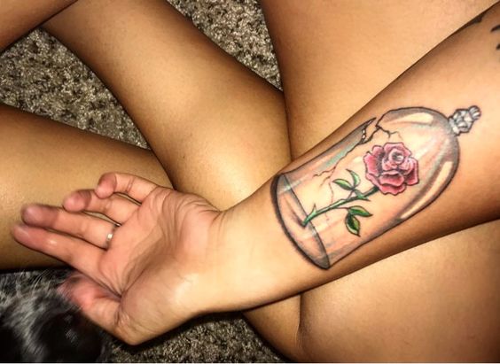 Fotos: Tatuajes de flores para sentir la primavera en tu piel