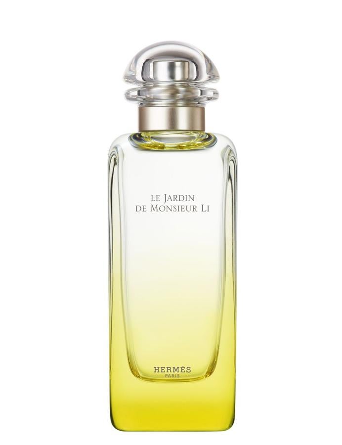 Es uno de las versiones de los jardines del perfumista Jean-Claude Ellena para Hermés. Huele a naranja, a jazmín con un toque a menta (103€, 100 ml)
