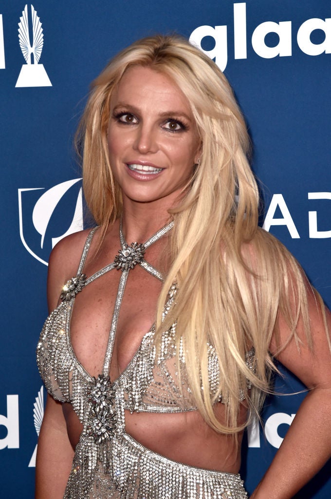 Britney Spears. La cantante aseguró que un tío suyo abusó sexualmente tanto de ella como de su hermana.