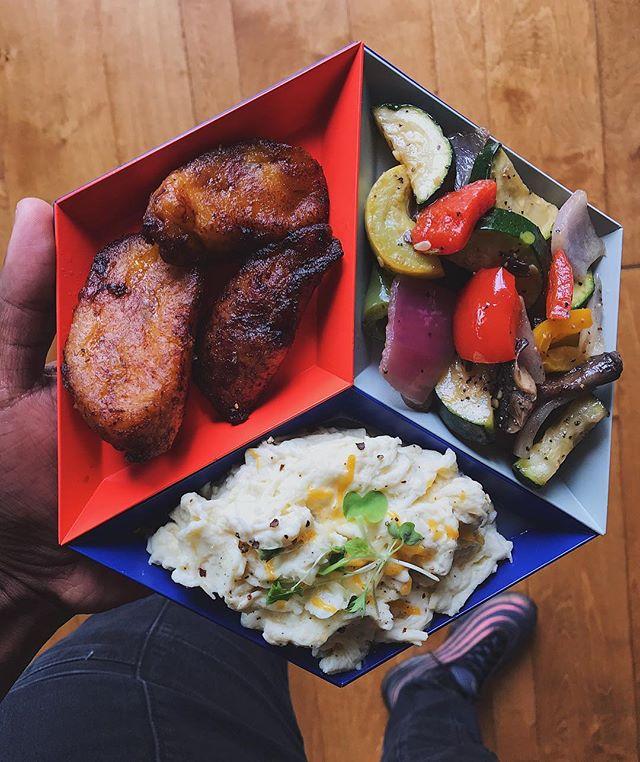 @ fitmencook : Amante de la cocina, el deporte y las buenas costumbres. Kevin hace que con sus fotos puedas saborear sus platos. Sano no significa que no sea sabroso.