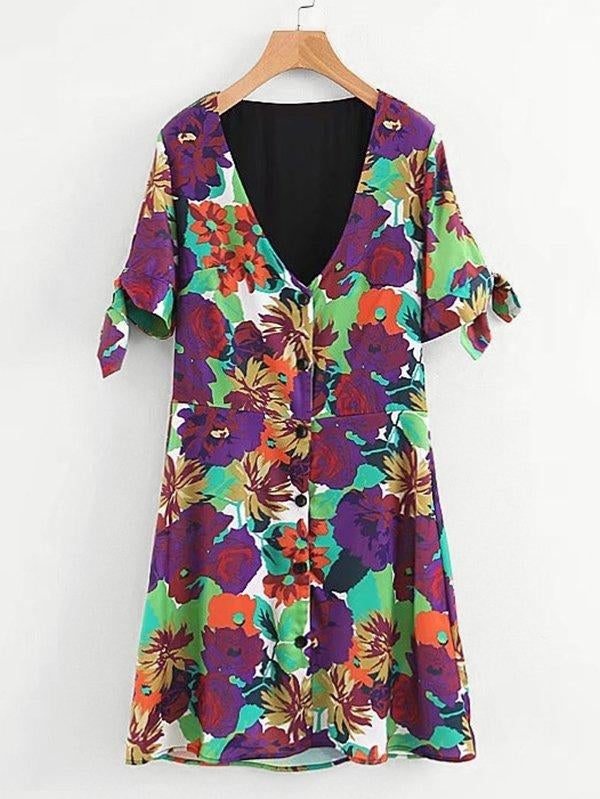 Vestido floral con botones de Shein: 18,16 euros.