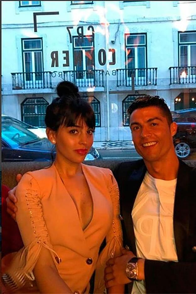 Esta es la foto que ha compartido Cristiano Ronaldo junto a Georgina Rodríguez.