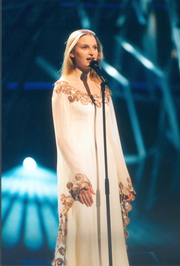 1996: Irlandia volvió a ganar dos años más tarde con Eimear Quinn y su canción 'The voice'.