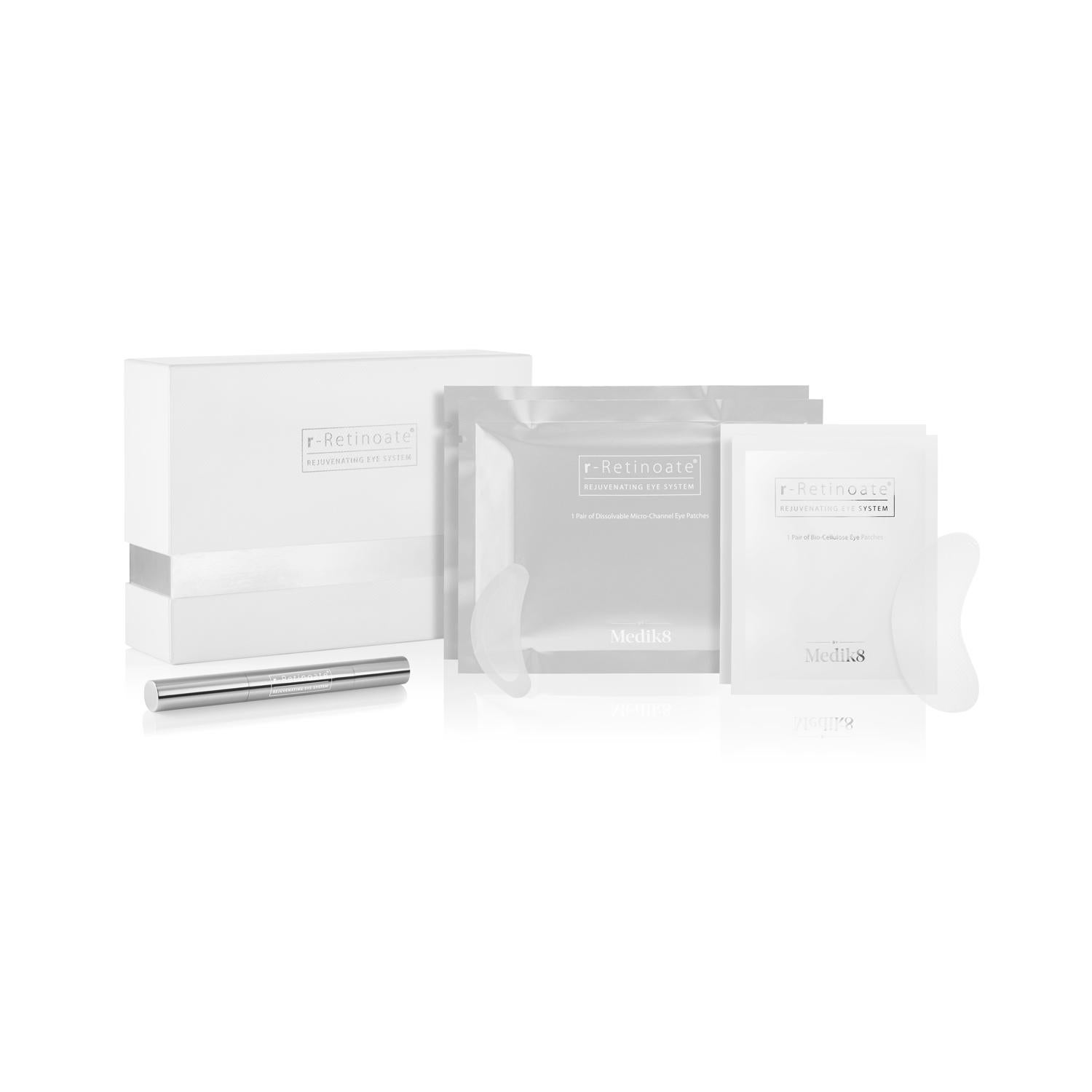 Tratamiento intensivo de 4 semanas que combina el activo retinil retinoate con la tecnología más avanzada en parches para el contorno de los ojos. Está compuesto por parches con micro-canales para mejorar el volumen y la firmeza del contorno de los ojos, parches de biocelulosa para refrescar e hidratar combatiendo el efecto ‘mirada cansada’ y un suero intensivo para alisar finas líneas, arrugas y patas de gallo.