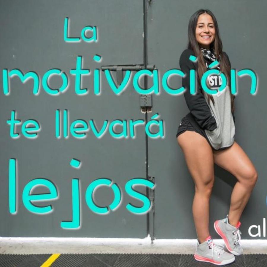 El canal de Ale Estefanía motiva y mucho. Entre sus vídeos podrás encontrar los mejores tips para quemar la grasa del abdomen con ejercicios sencillos, para redondear los glúteos desde casa, para entrenar en pareja...