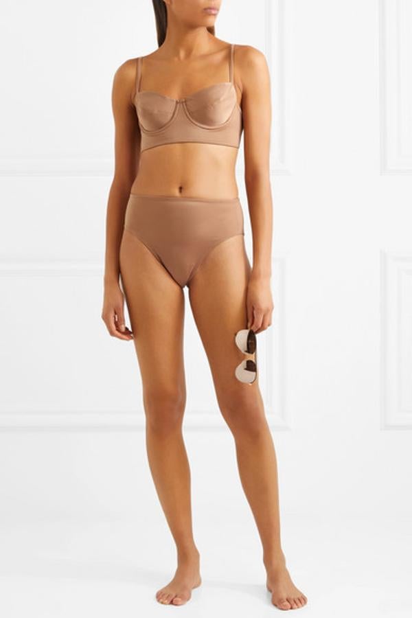 Si quieres estilizar la figura, lo mejor son los bikinios de talle alto.