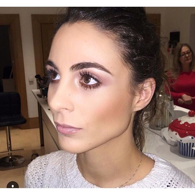 Lilia Granadilla es toda una beauty victim y buena cuenta de ello da en su cuenta de Instagram, donde muestra sus elaborados maquillajes.