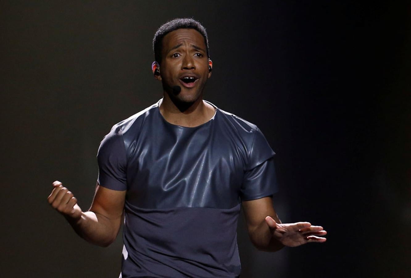 Cesar Sampson ha llamado la atención no solo como cantante, también por su físico.
