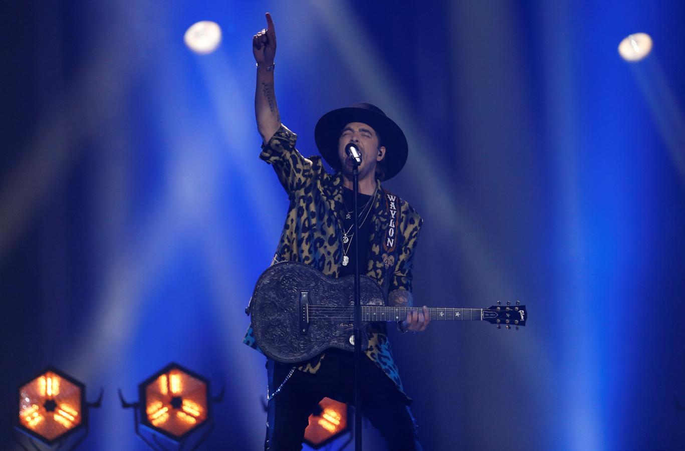 Holanda ha sido la encargada de bajar el ritmo de una gala que se había subido de revoluciones con 'Outlaw in 'em' de Waylon.