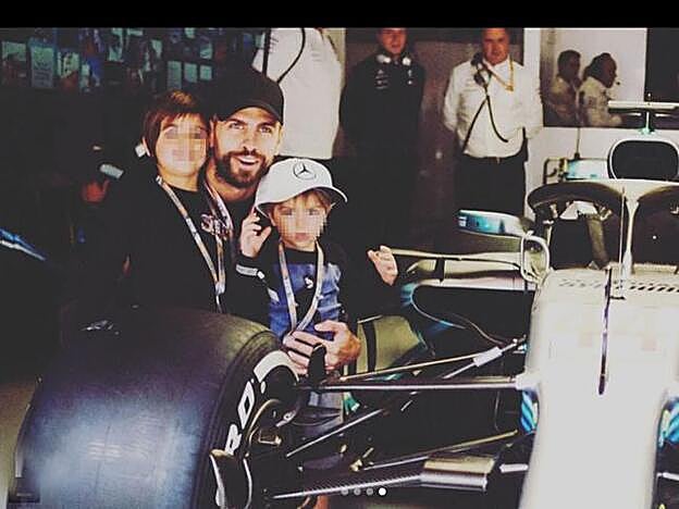 Gerard Piqué disfrutó de la Fórmula 1 con sus dos hijos, Milan y Sasha.