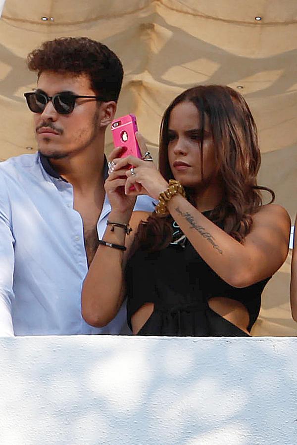 La hija de Ortega Cano lleva tatuada en su brazo la frase 'Nothing last forever'. El error está en que a la frase le falta una 's al final de 'last' para que realmente se pudiese leer el en tatuaje lo que Gloria Camila pretendía: 'Nada dura para siempre'.