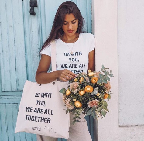 Bolso de Marla Lozano en colaboración con las muejres víctimas del maltratado, de Misako: 12 euros.