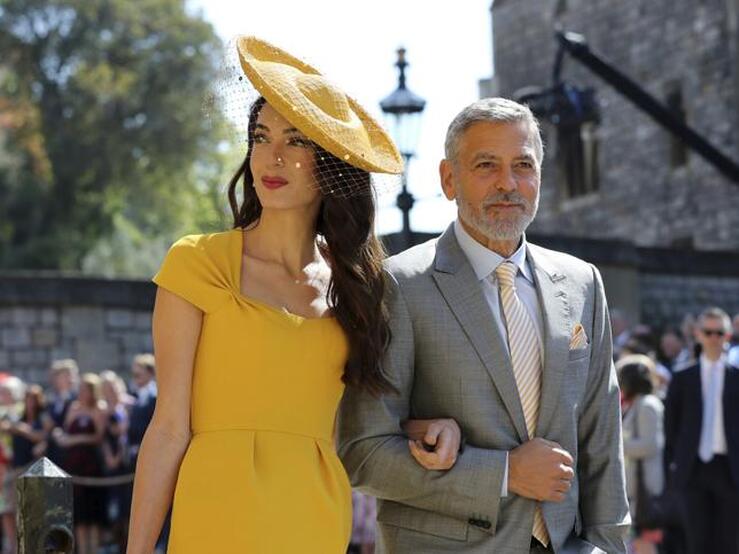 Fotos: Los vestidos de Amal Clooney y Victoria Beckham en la boda de Meghan Markle