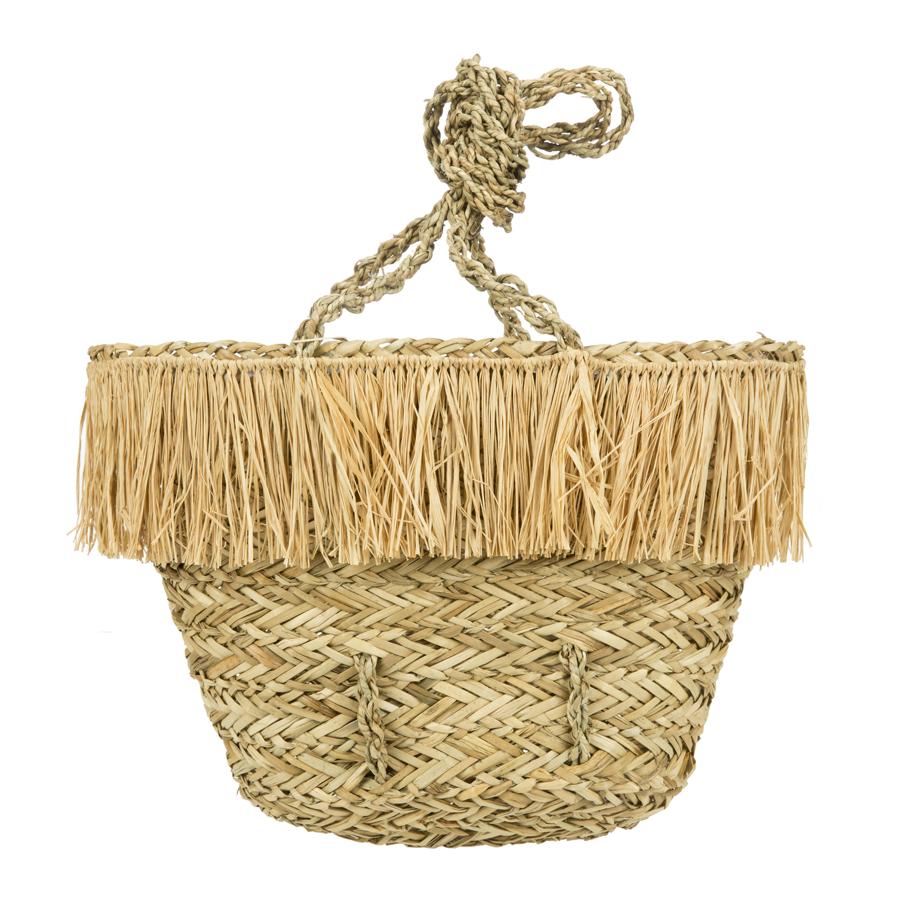 Para ir a la playa, para disfrutar de un safari o para dar largos paseos al atardecer, un cesto como este es el bolso todoterreno que Meghan (y cualquiera) debería llevar durante unas vacaciones