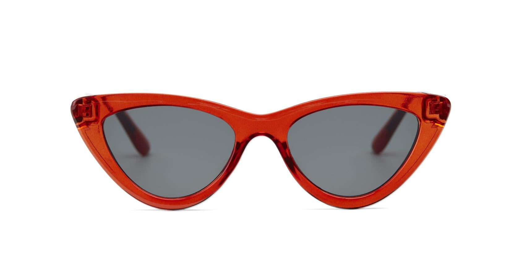 Como buena actriz y amante de las tendencias, seguro que no renuncia a unas gafas tan glamurosas como estas. Muy californianas, como ella