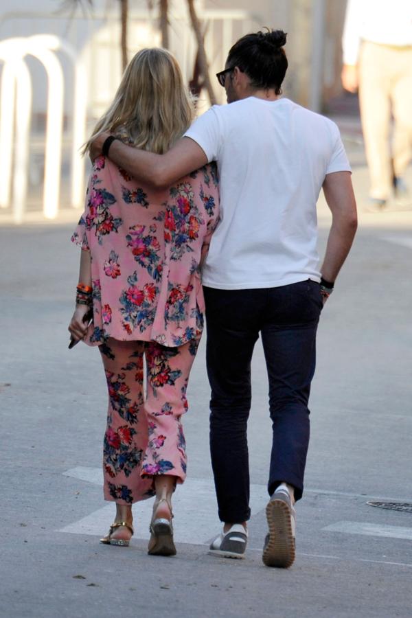 El flechazo entre Marta Ortega y Carlos Torretta tuvo lugar en el 40 cumpleaños de Eugenia Silva, celebrado en enero de 2016 en el madrileño Museo del Traje.