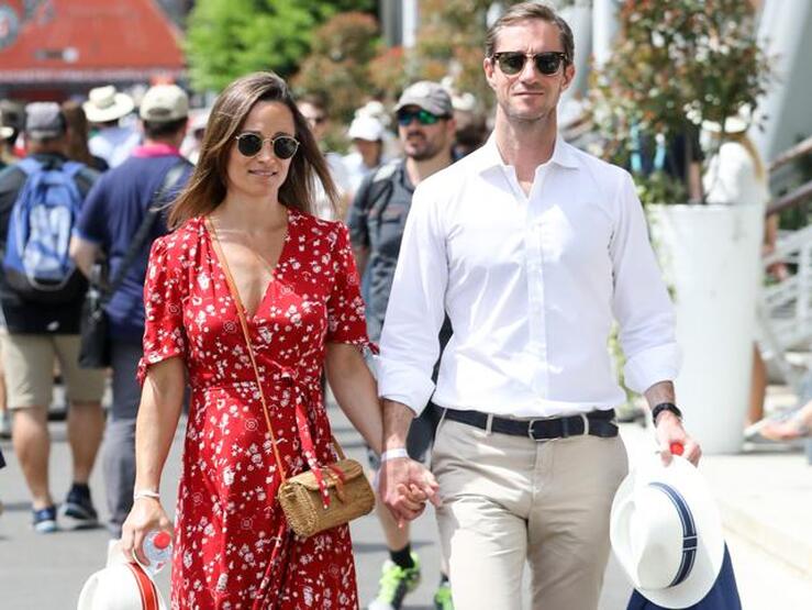 Fotos: Dónde copiar (por menos de 40€) el vestido de Pippa Middleton que te salvará la primavera