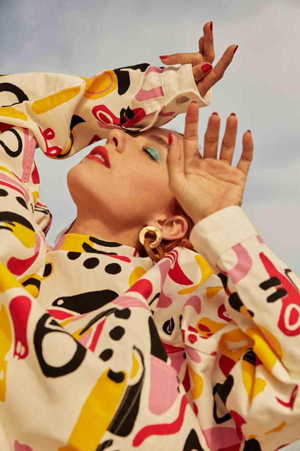 Miranda es la primera de muchos artistas internacionales que van a colaborar con la marca, que quiere darle una nueva vida a los estampados.