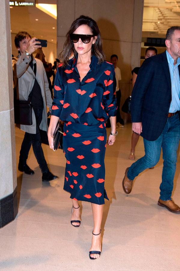 En los últimos años su estilo ha cambiado de manera radical: ella se ha vuelto más sobria y sus ‘looks’ más minimalistas. Ahora no luce minifaldas ni escotes infinitos.