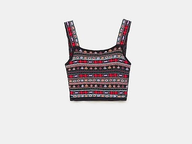Top bralette bordado en color negro, 25,95 euros.