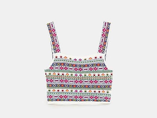 Top bralette bordado en color blanco, 25,95 euros.
