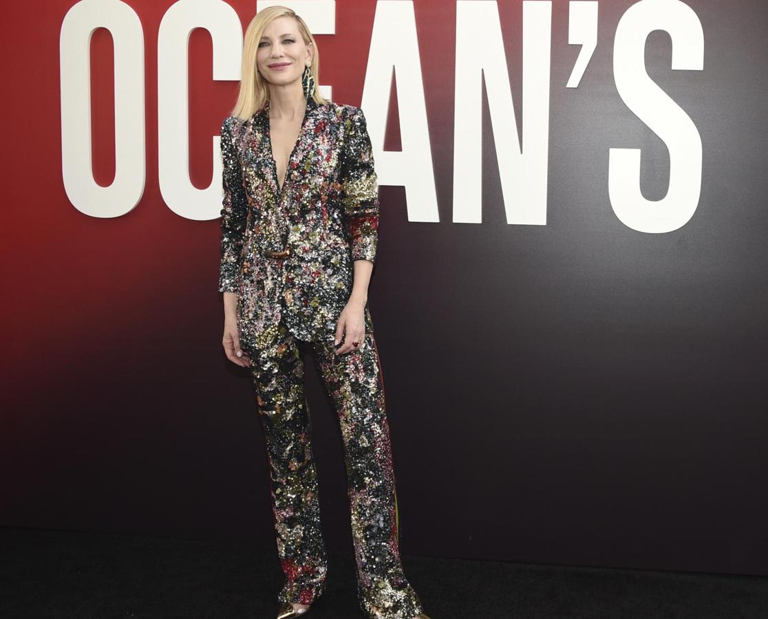 No hay alfombra roja ni estreno que se le resista a la actriz. Sin duda, nuestra favorita y más original del estreno de Ocean's 8 con este traje de Missoni.