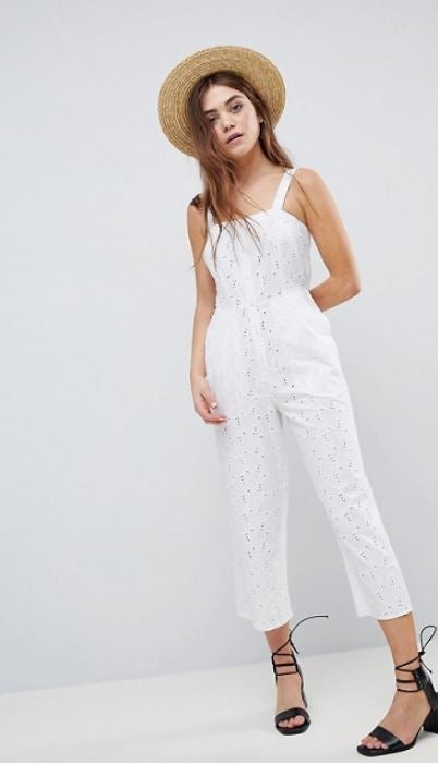 El mono. De tirantes. Precio: 44,99€