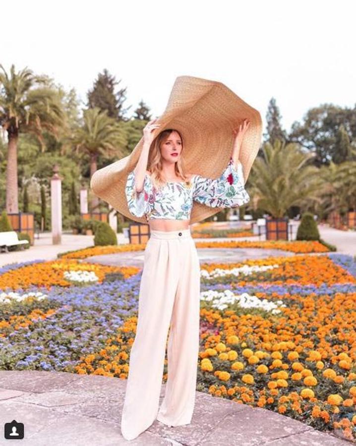 El Bomba ha dado la vuelta al mundo y no lo llevan solo las modelos más atrevidas. También las influencers de todo el mundo, como la alemana Mod by Monique.