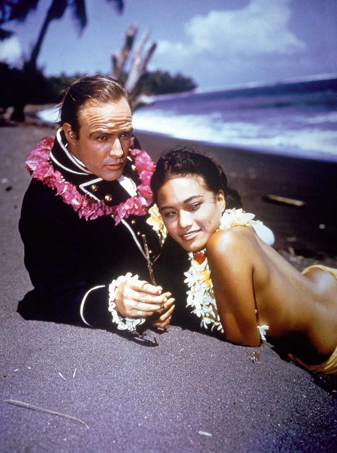 Fotograma de 'Motín a bordo', protagonizada por Marlon Brando en 1962 y rodada en Tahití. Allí conoció a Tarita, la nativa que se convertiría en su mujer.