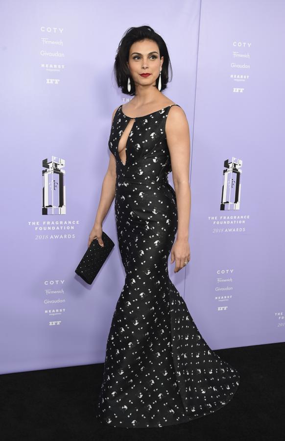 Morena Baccarin no fue la más elegante de la noche por 'culpa' de este vestido algo 'demodé' de Zac Posen.
