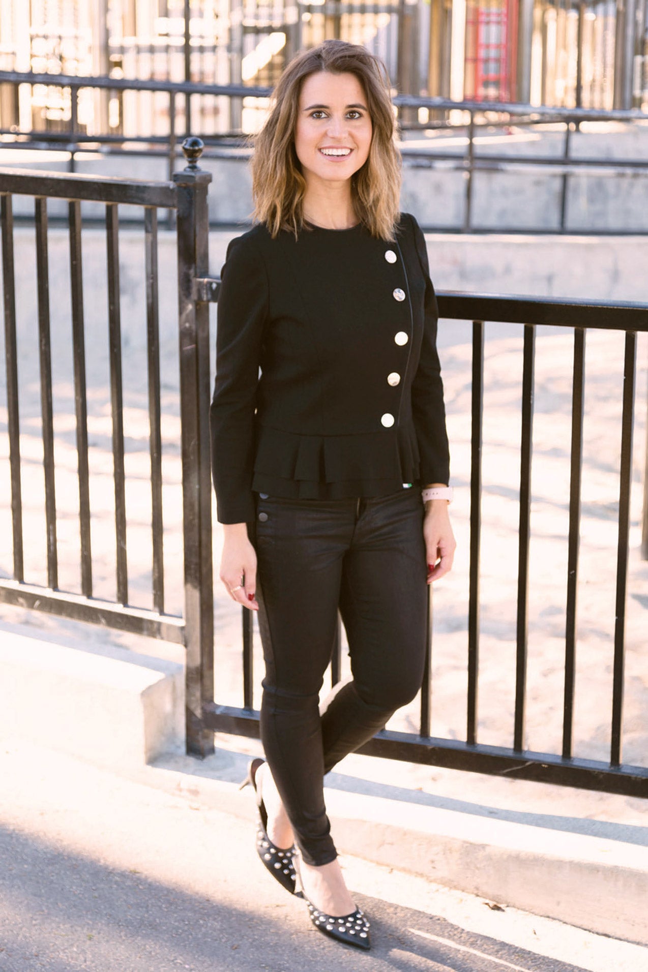 Es directora asociada en la firma de inversión Barings en Londres y la revista Forbes considera que es una de los menores de 30 años más influyentes de Europa en el ámbito de las finanzas. Ha conseguido desenvuelve como pez en el agua en la City, un hábitat de presión constante, hipercompetitivo y proverbialmente machista del que ha extraído valiosas lecciones: “En mi carrera he aprendido a no callarme si veo injusticias y a demostrar que una mujer también puede ser una excelente líder. No tienen que haber diferencias por sexo, edad o nacionalidad. Cada persona en un equipo cuenta”. Lee la  entrevista completa a Ariadna aquí.