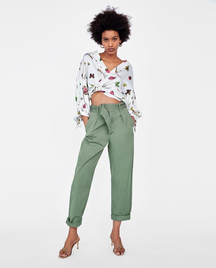 Los 'paper bags' estilizan la figura y son perfectos para presumir de tipazo. Antes de rebajas, su precio en Zara es de 29.95 euros.