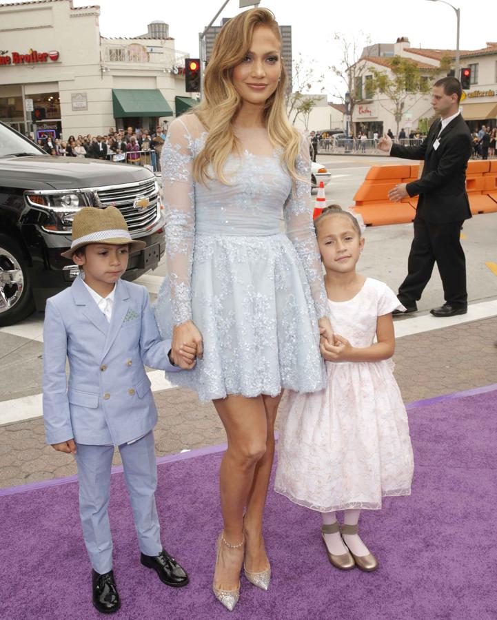 En febrero de este año la que fue pareja en el pasado celebró los 10 años de edad de lso gemelos Emme y Max.