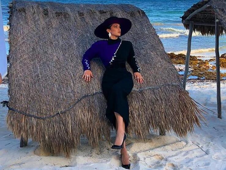 Fotos: Bella Hadid resucita el 'power dressing' de los 80