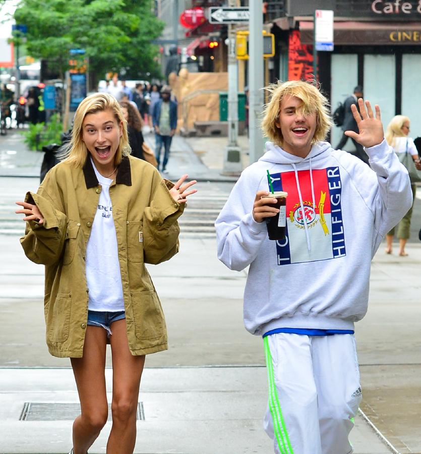 Hailey Baldwin y Justin Bieber han resucitado los 'fantasmas fashionistas' del pasado...