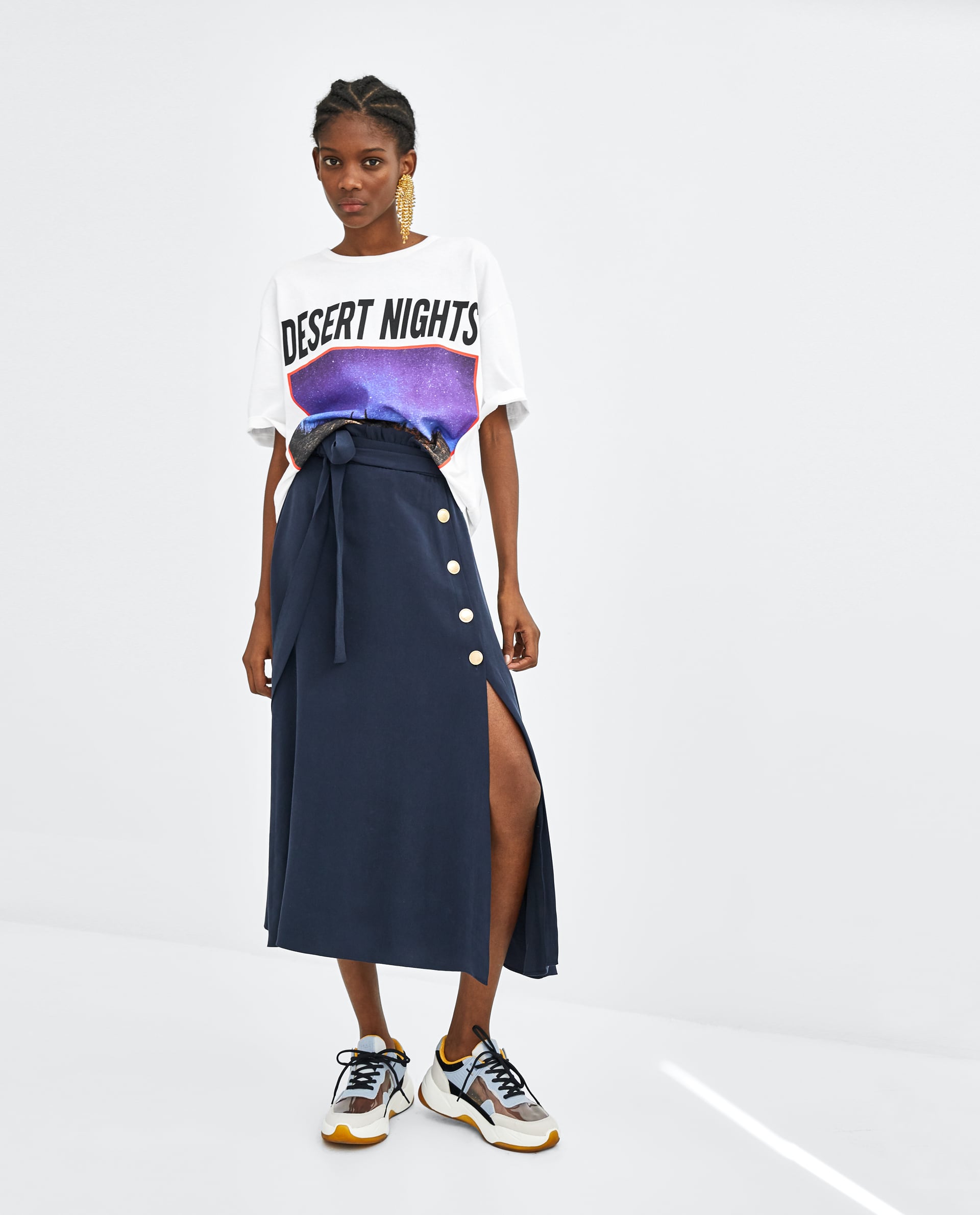 Caja bandolera con cadena de Zara: 29,95 euros.