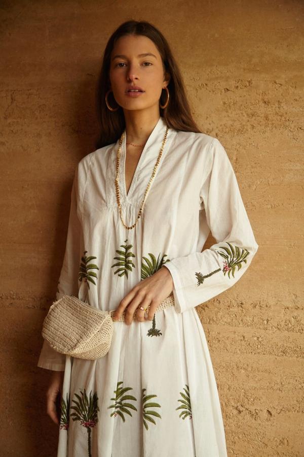 Los bolsos de Gimaguas también nos han cautivado. Esta riñonera de rafia aúna  tendencia  y  estilo veraniego  (59 €).